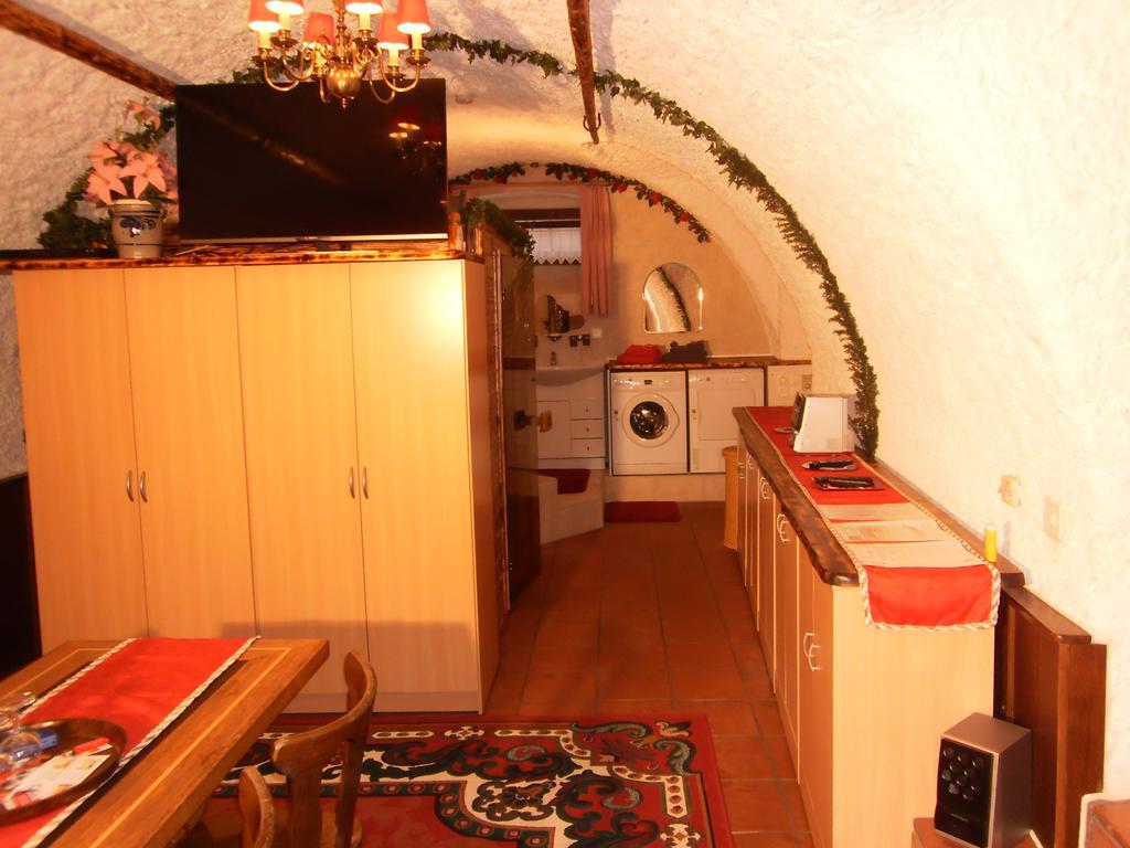 Casa Job - Gasthaus - Sauna, Whirlpool - Trun エクステリア 写真